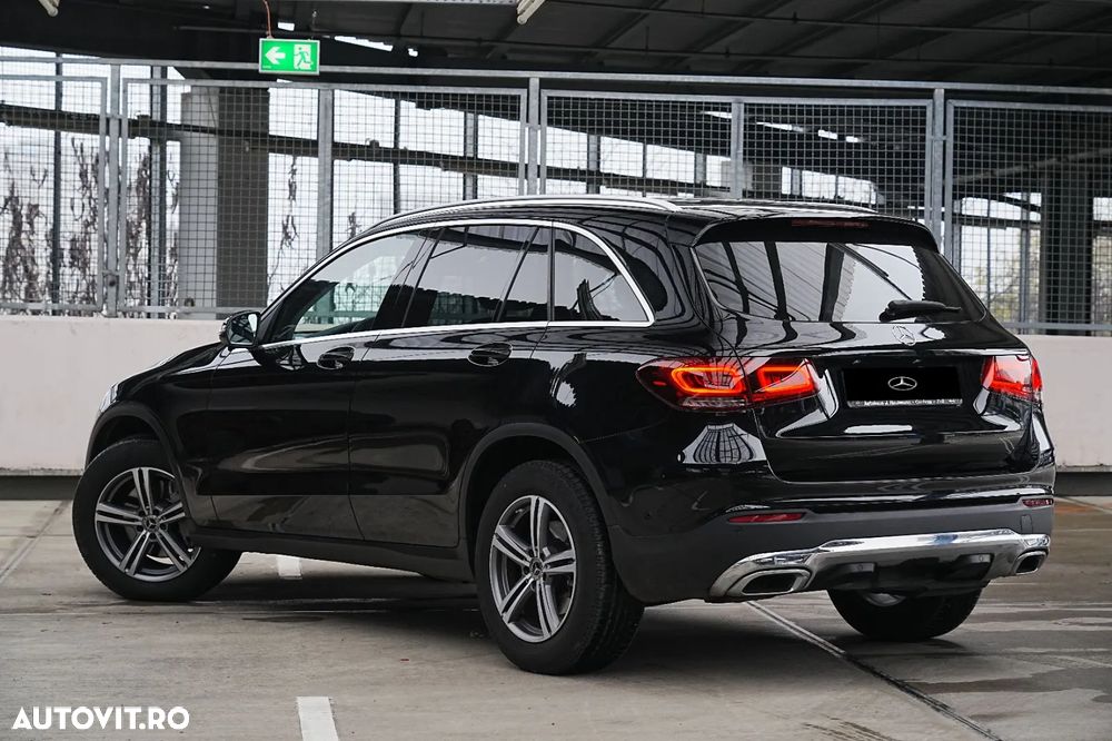 Mercedes-Benz GLC 220 d 4Matic 9G-TRONIC Exclusive - 3