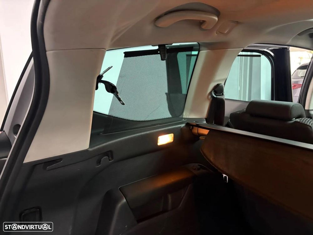Peugeot 5008 1.6 HDi Tech-Motion - 23