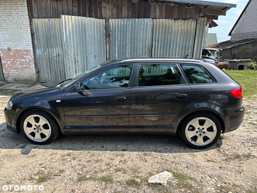 Audi A3 Sportback 2.0 TDI DPF Ambiente - 8