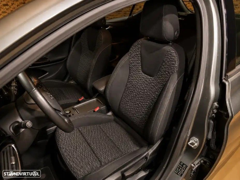 Opel Astra 1.0 Dynamic S/S - 11