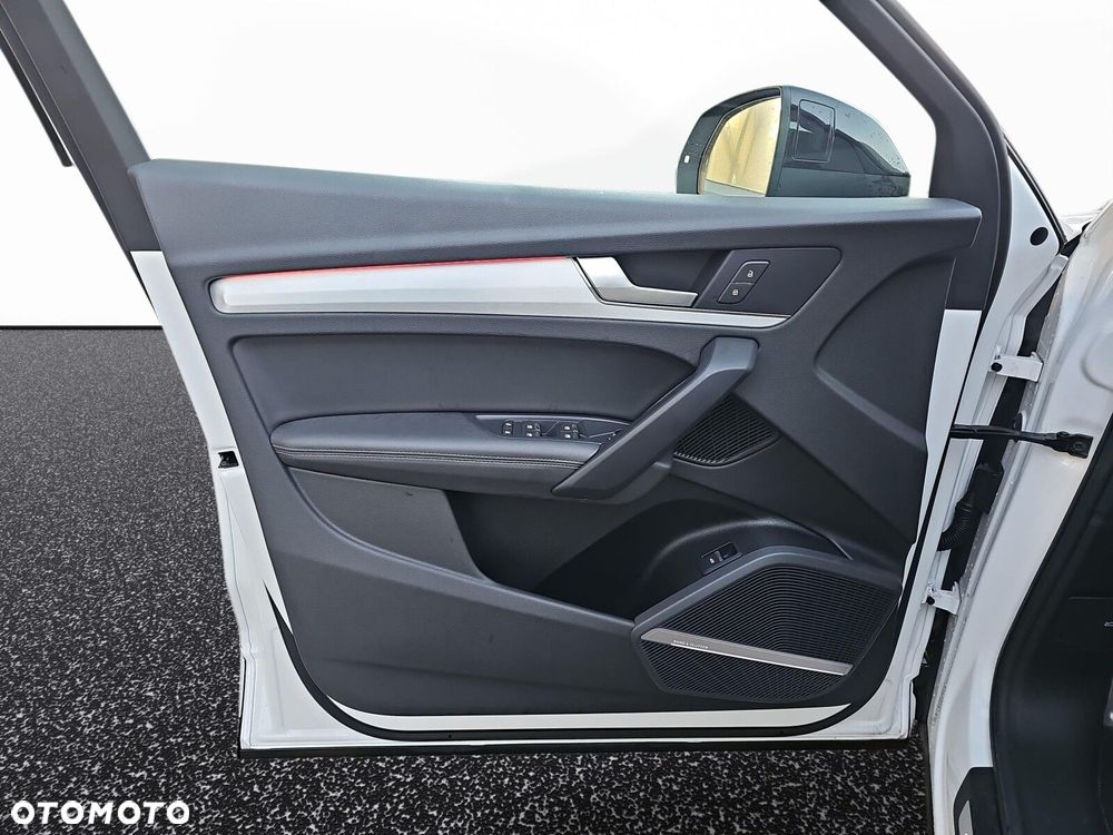 Audi Q5 Sportback - 9