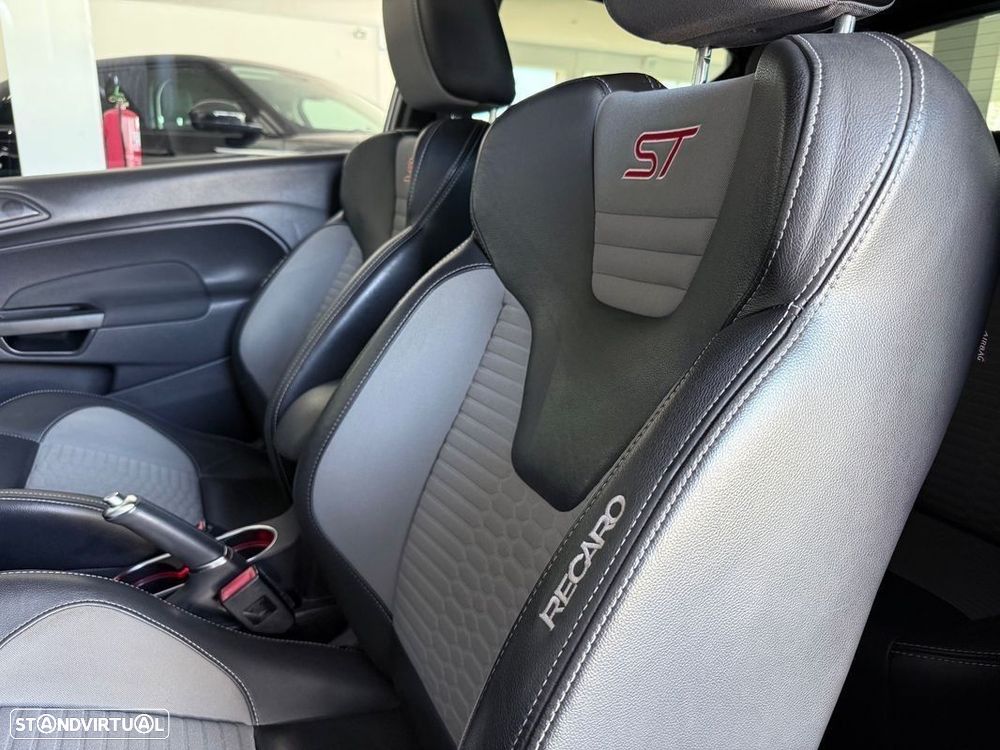 Ford Fiesta 1.0 T EcoBoost STLine - 21