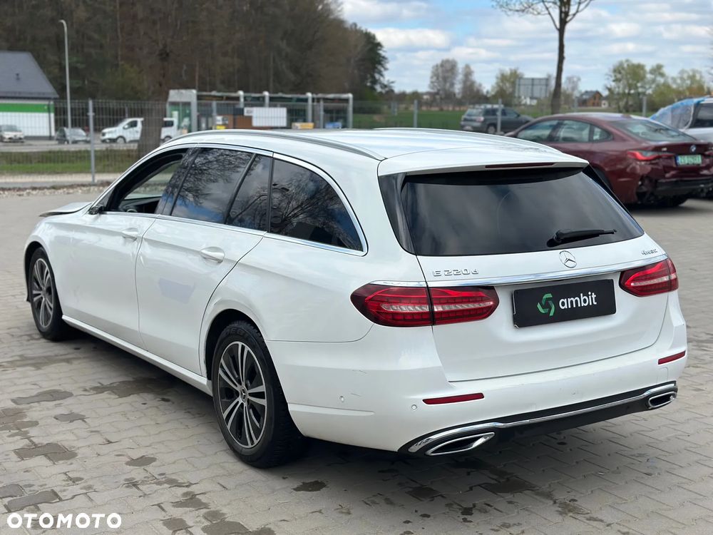 Mercedes-Benz Klasa E 220 d 4Matic 9G-TRONIC - 8