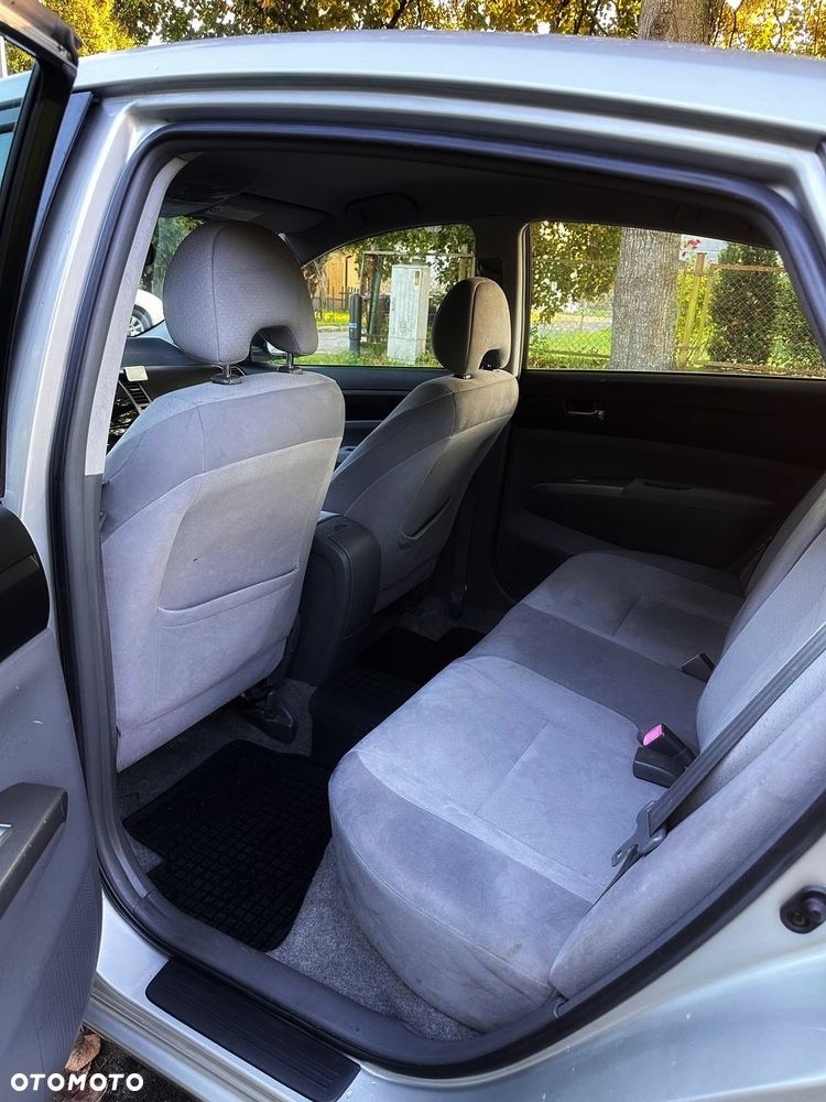 Toyota Prius 1.5 VVT-i Prestige - 12