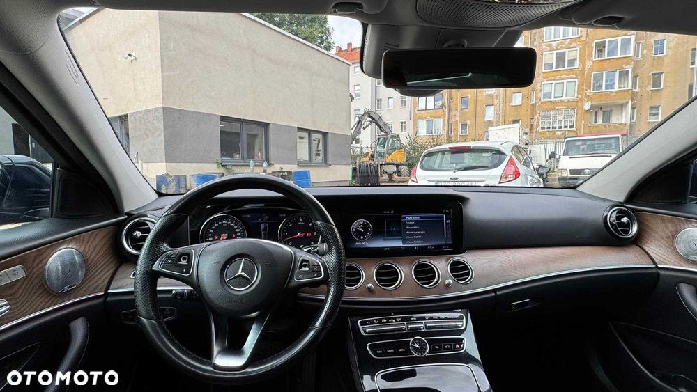 Mercedes-Benz Klasa E - 5