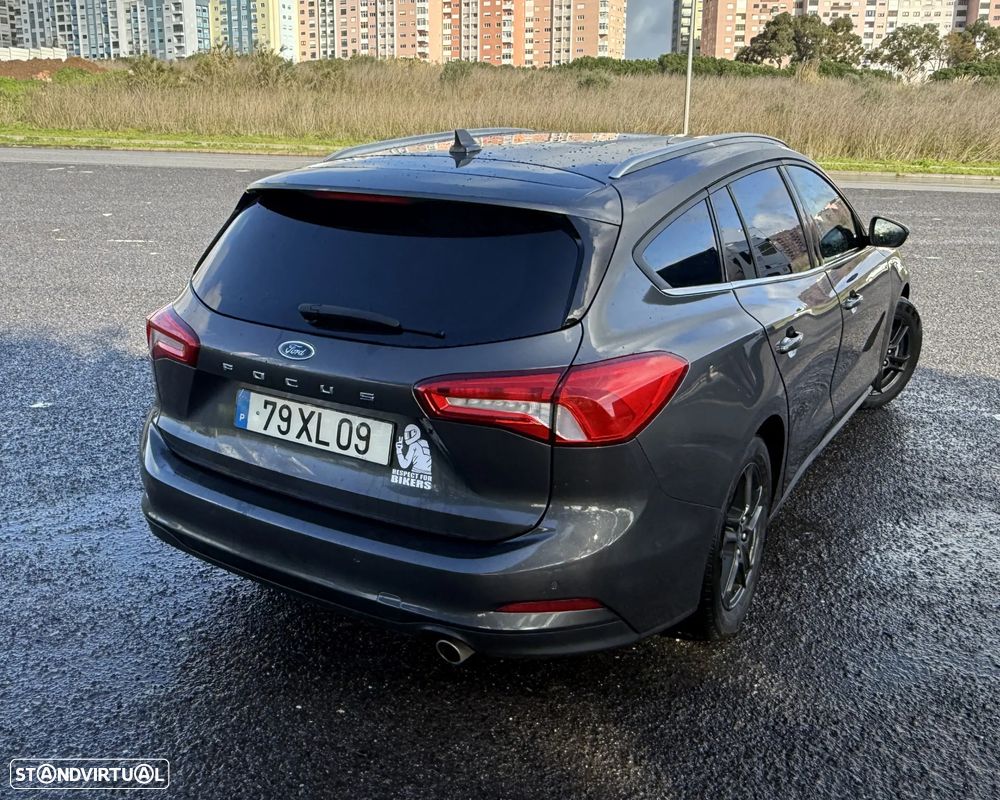 Ford Focus SW 1.5 TDCi EcoBlue Business - 4