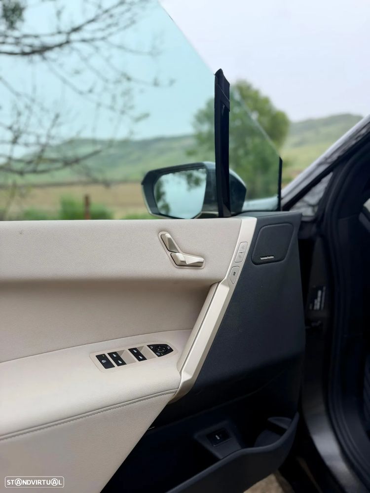 BMW iX xDrive50 - 14