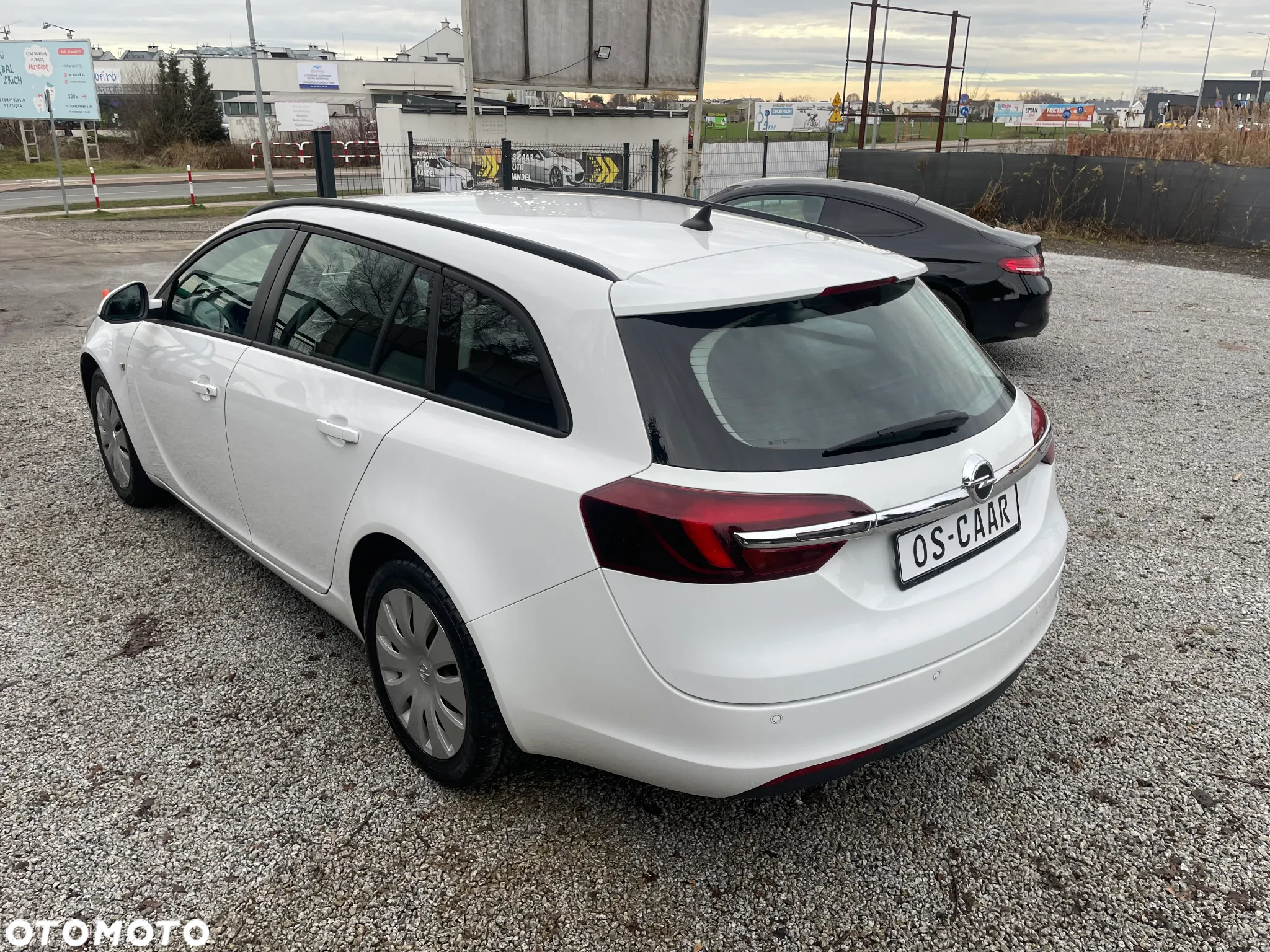 Opel Insignia - 23