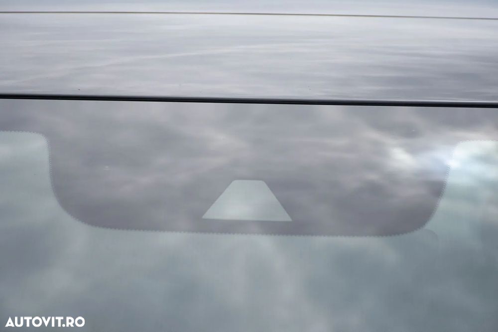 Volvo XC 90 D5 AWD R-Design - 31