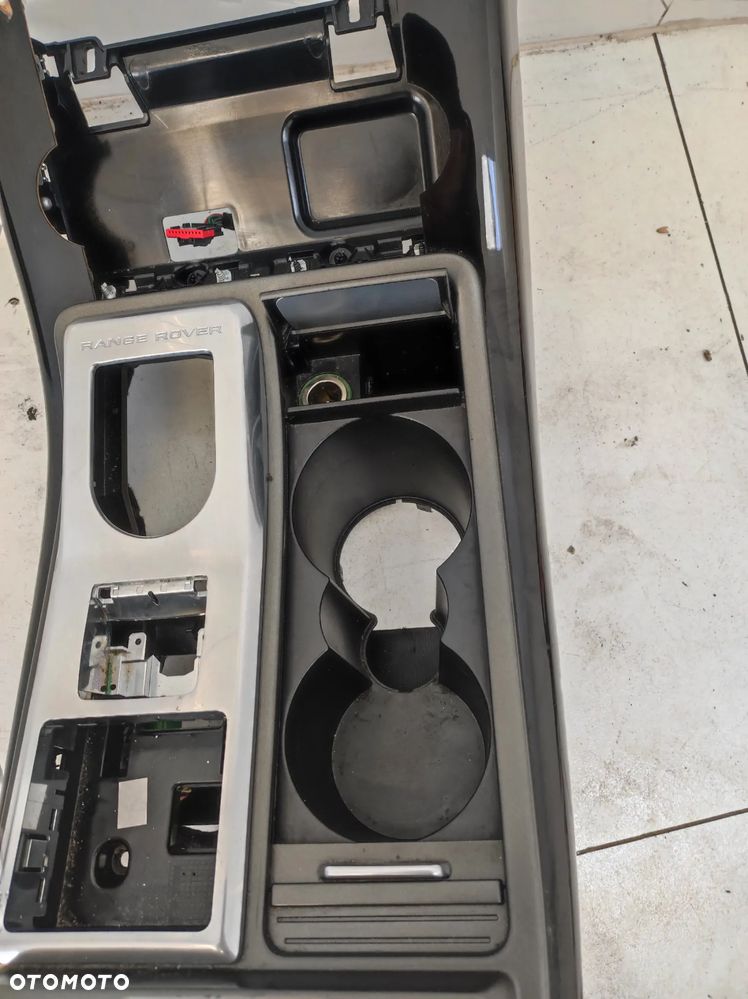 Uchwyt na kubek listwa ozdobna  tunelu środkowy eu Land Rover Sport I L320 - 4