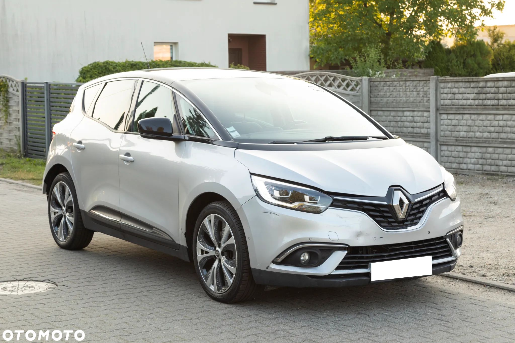Renault Scenic 1.6 dCi Bose - 1
