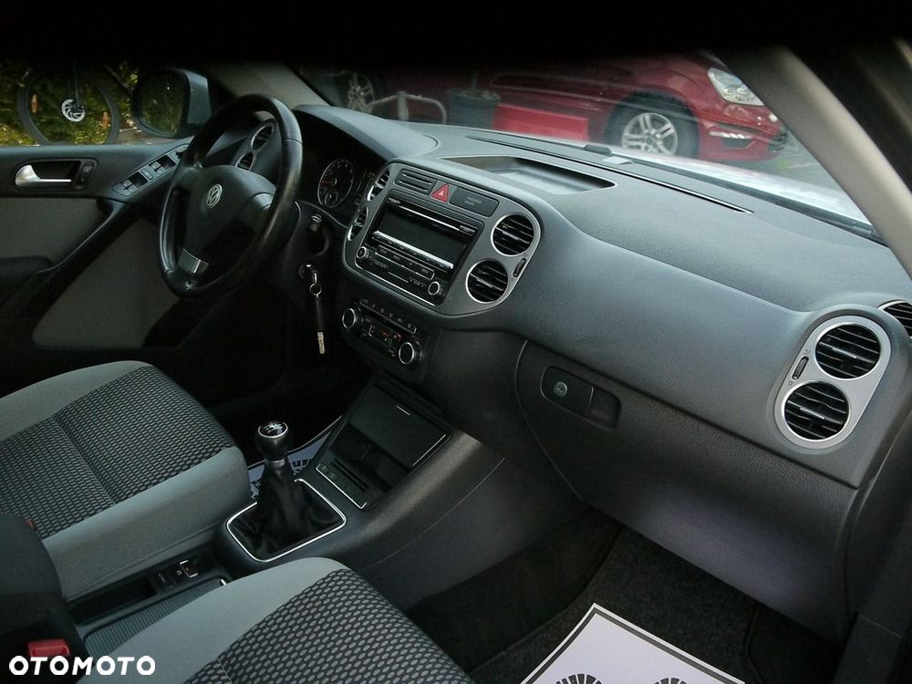 Volkswagen Tiguan 1.4 TSI BlueMotion Technology Sport & Style - 24