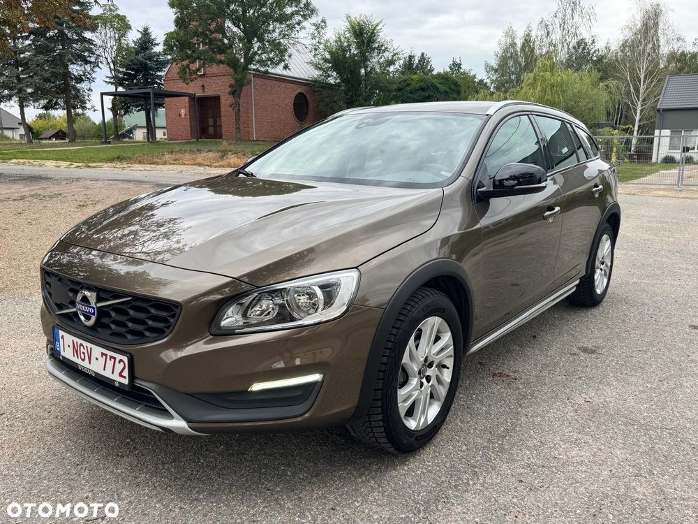 Volvo V60 Cross Country D3 Drive-E Momentum - 5