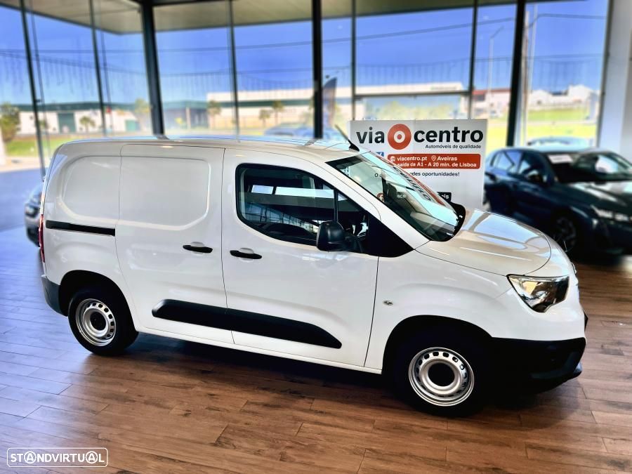 Opel Combo 1.5 CDTi 102cv L1H1 Enjoy 3 Lug. c/IVA DEDUTÍVEL - 5