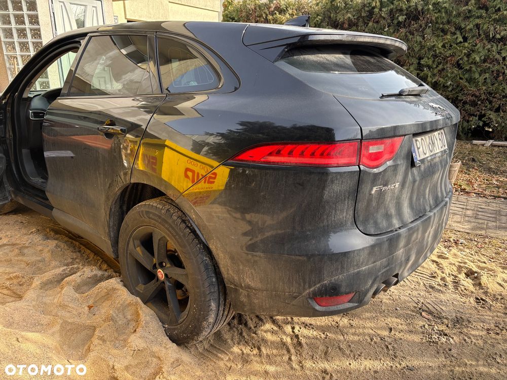 Jaguar F-Pace 20d AWD Prestige - 11