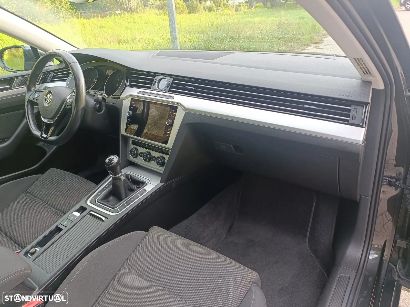 VW Passat 2.0 TDI Confortline - 20