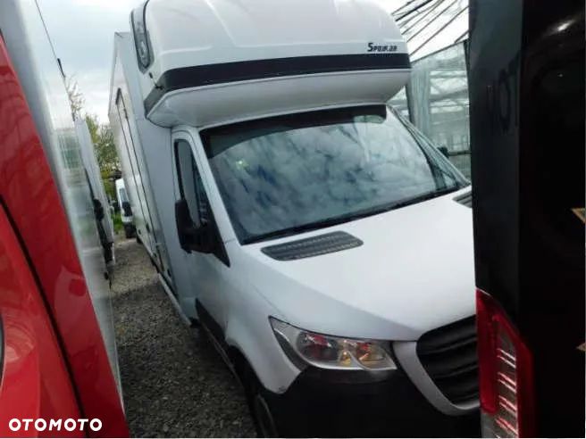 Mercedes-Benz Sprinter - 1