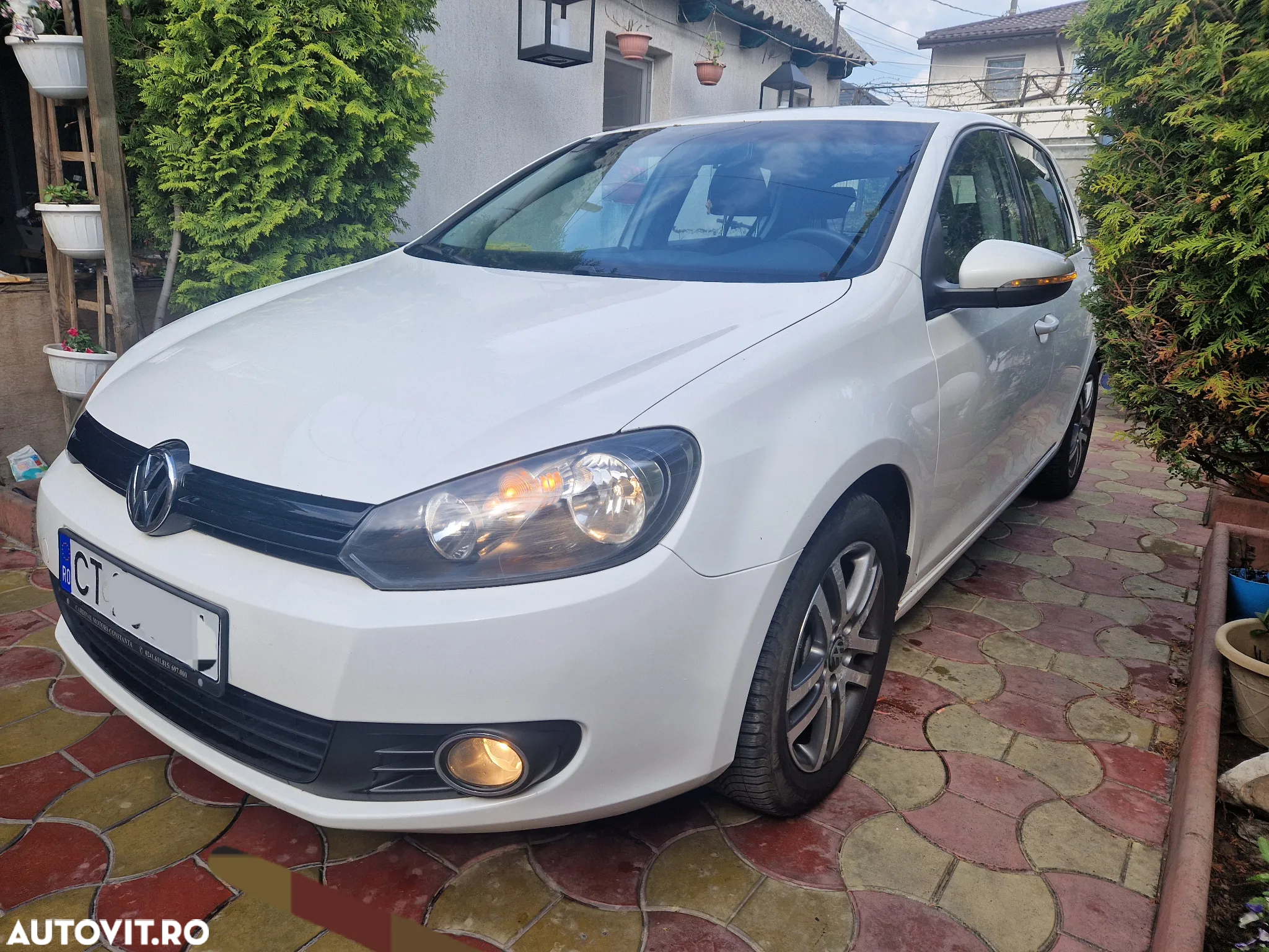Volkswagen Golf 1.6 TDI BlueMotion Technology DPF Trendline - 6