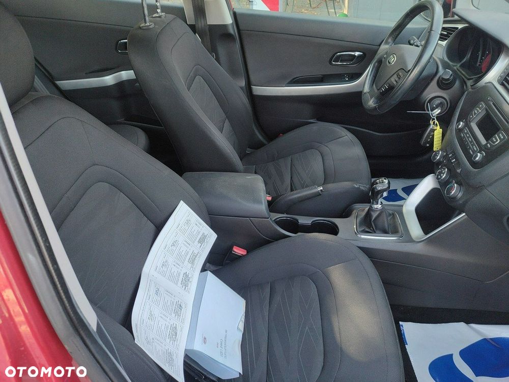 Kia Ceed - 8