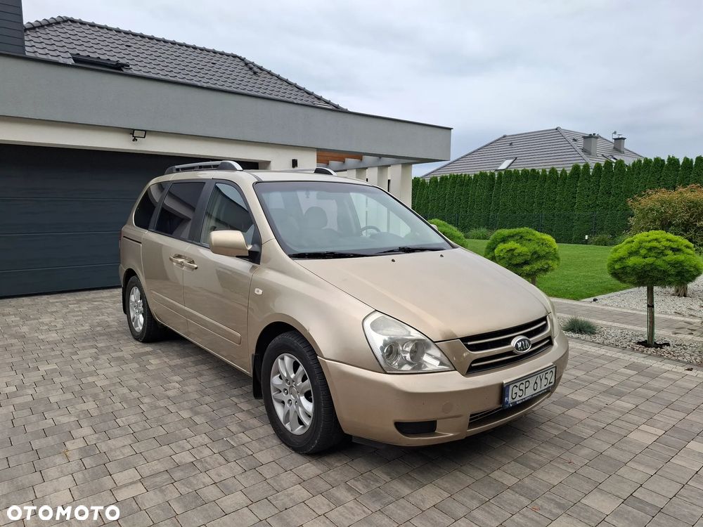 Kia Carnival 2.9 CRDi Tour - 1