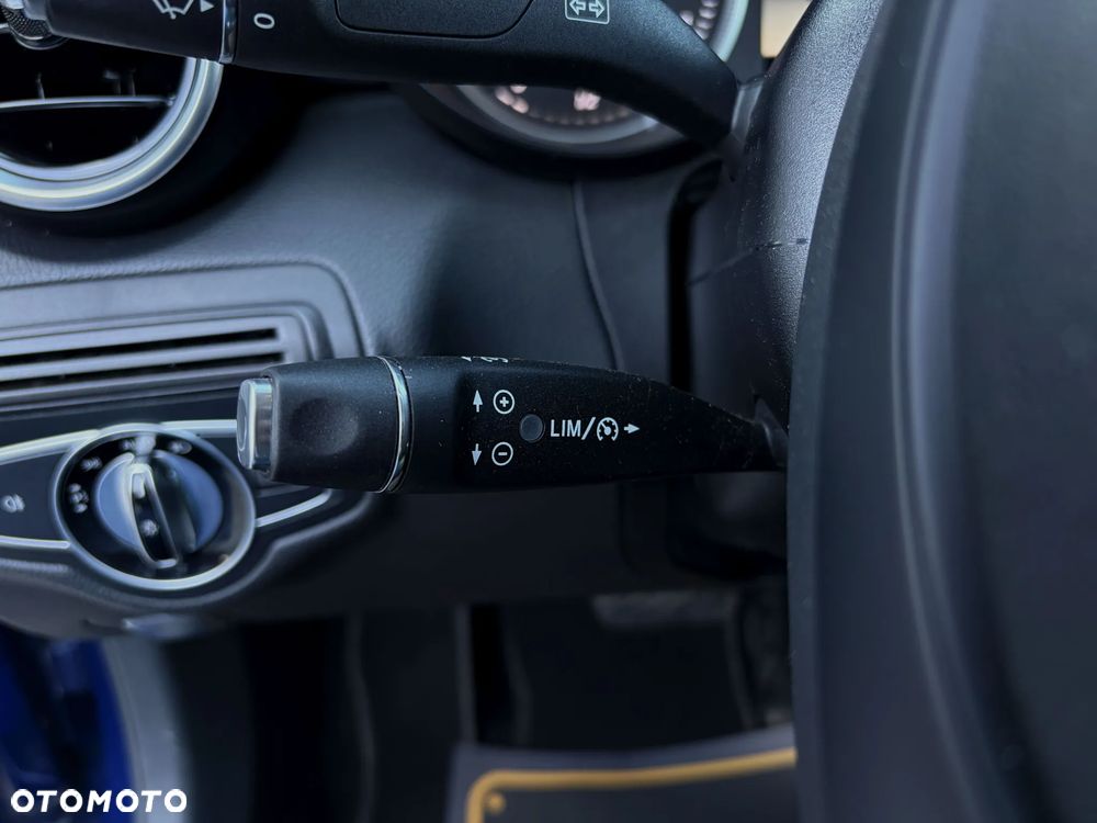 Mercedes-Benz Klasa C 200 7G-TRONIC - 26