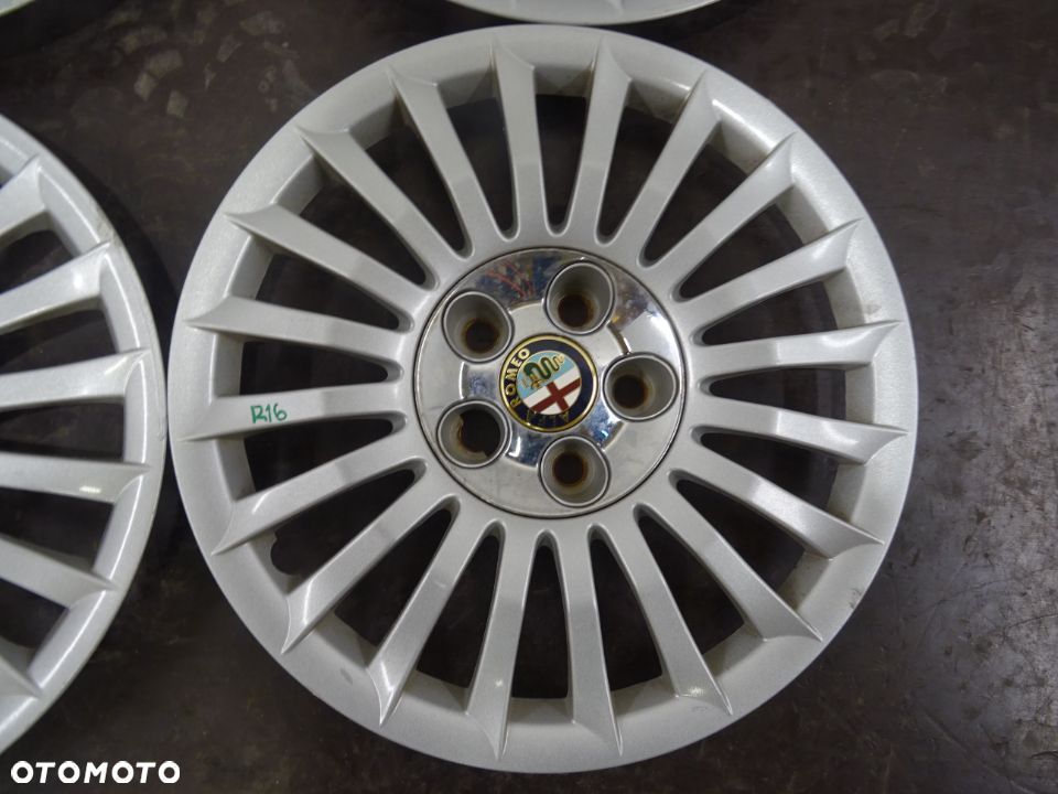 ALFA ROMEO 159 05-11 SEDAN 1.9 JTD KOŁPAKI DEKLE R16 - 2