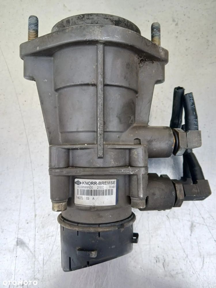 ZAWÓR GŁÓWNY HAMULCA MAN TGA K039569N00 KnorrBrems - 1