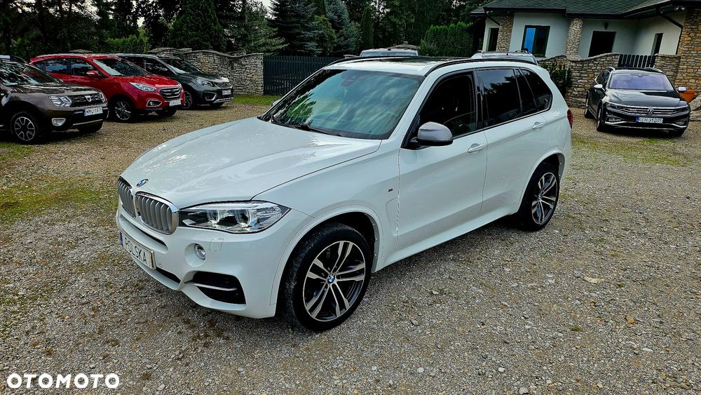 BMW X5 M M50d Sport-Aut - 2