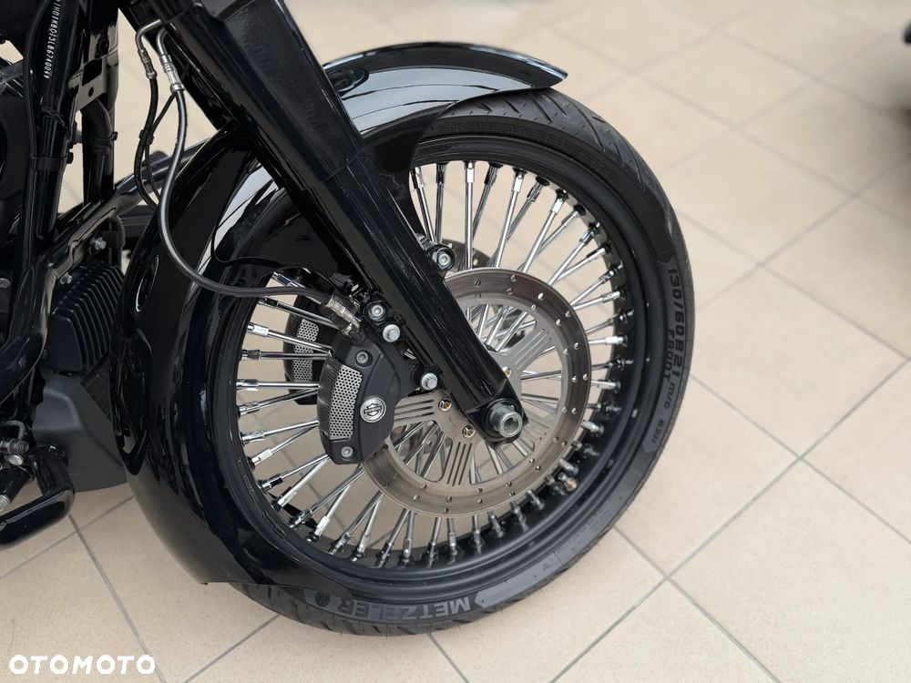 Harley-Davidson Touring Street Glide - 29