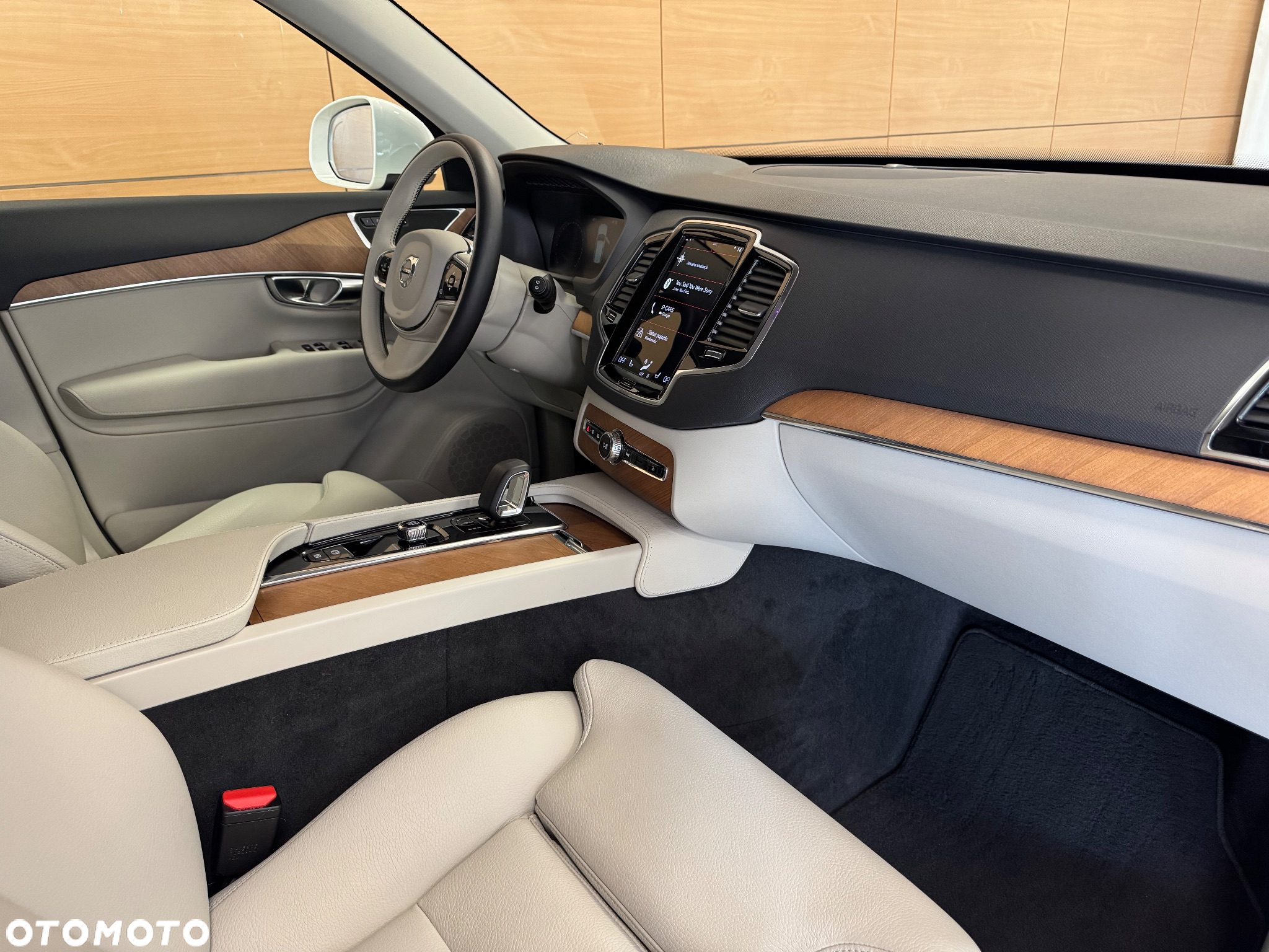 Volvo XC 90 - 11