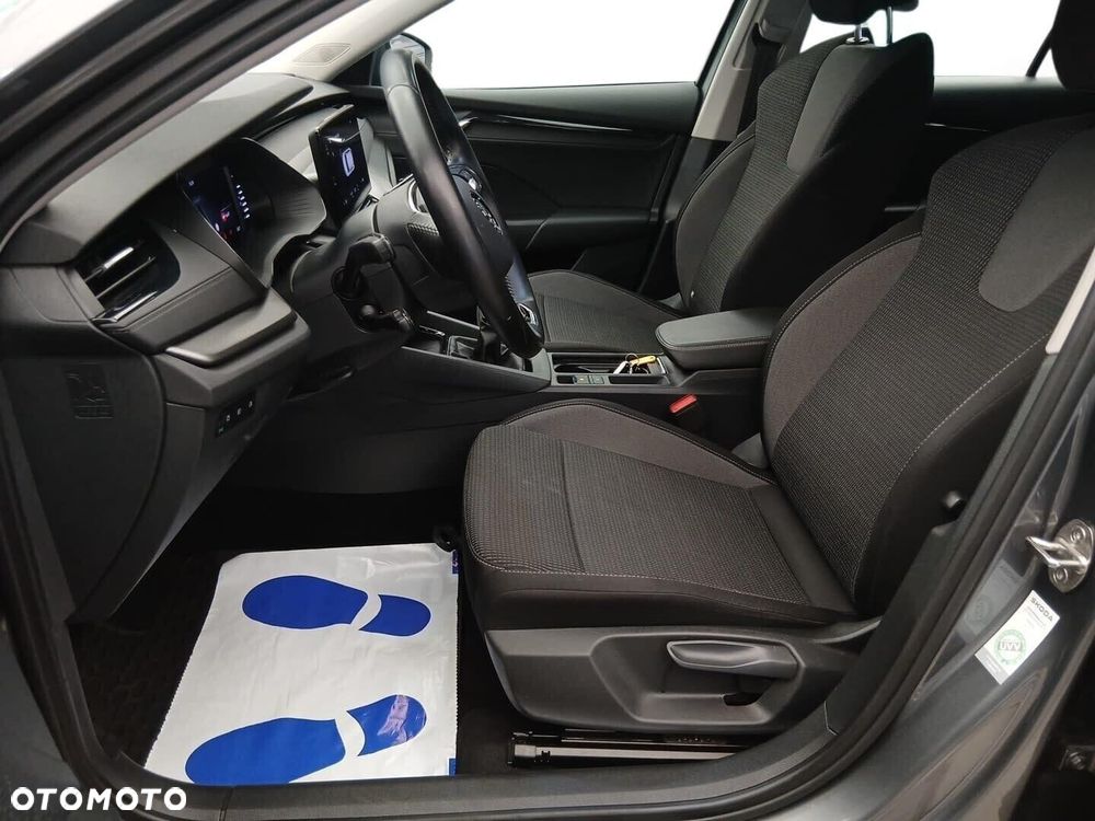 Skoda Octavia 2.0 TDI Ambition - 11