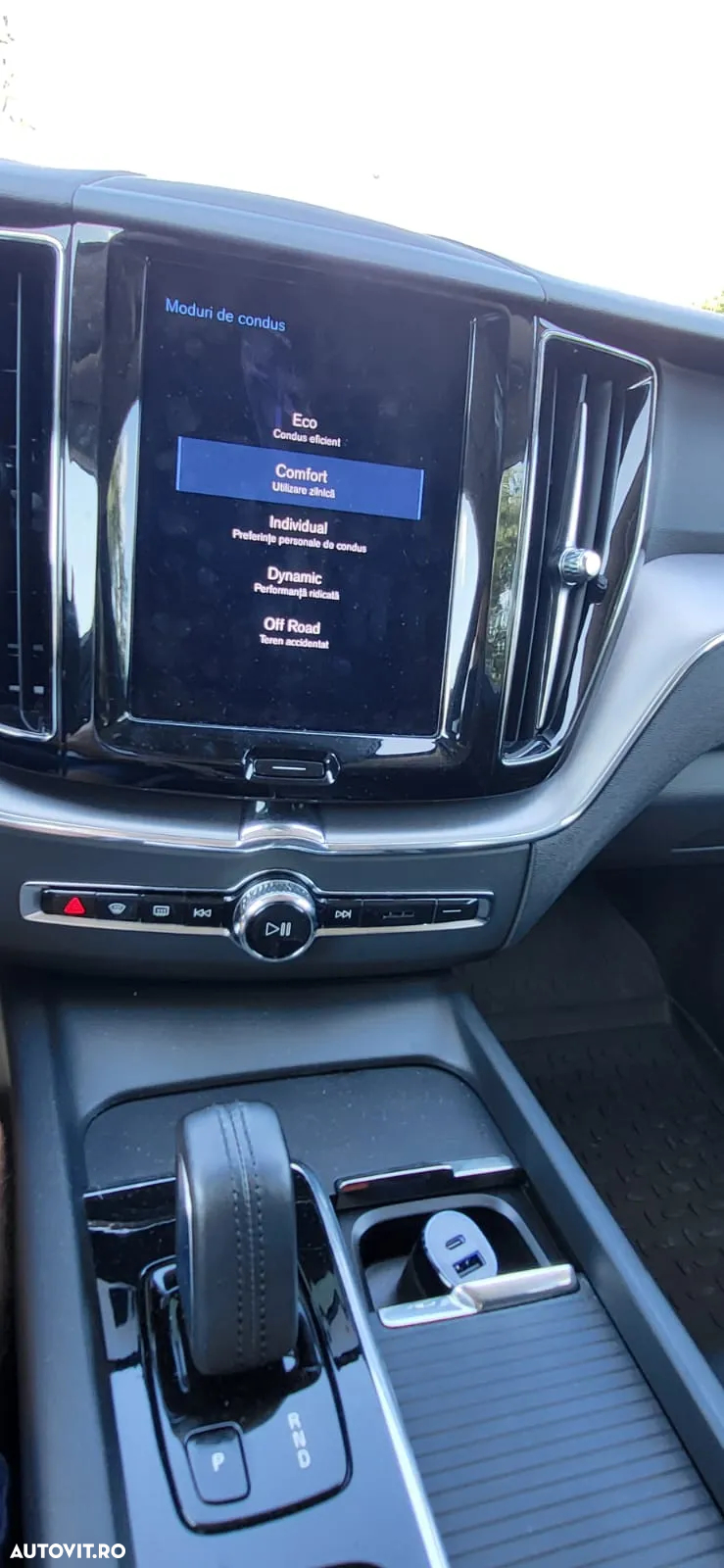 Volvo XC 60 B4 D Geartronic Momentum - 9