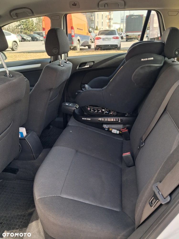 Opel Astra - 9