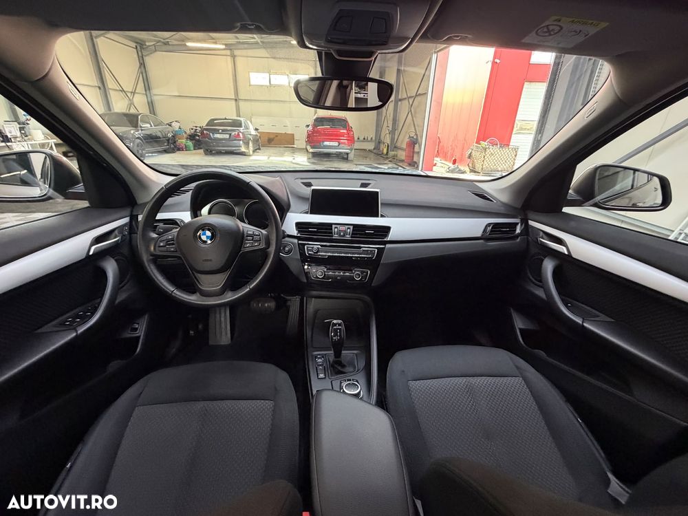 BMW X1 xDrive20d AT - 10
