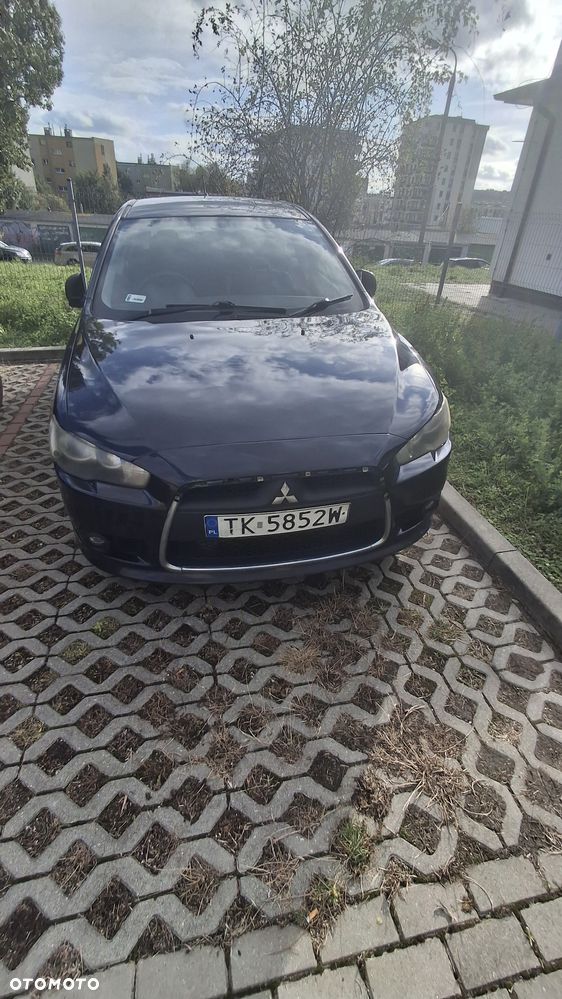 Mitsubishi Lancer - 1