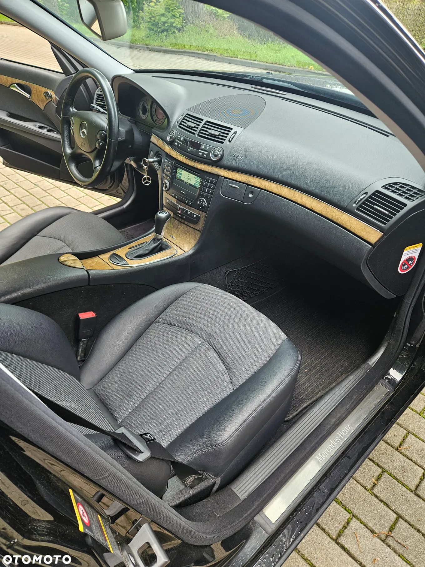 Mercedes-Benz Klasa E 200 T Kompressor Automatik Avantgarde - 8