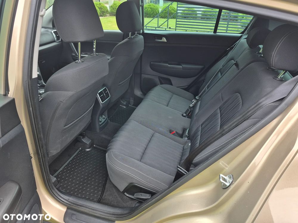Kia Sportage 1.6 GDI M 2WD - 10