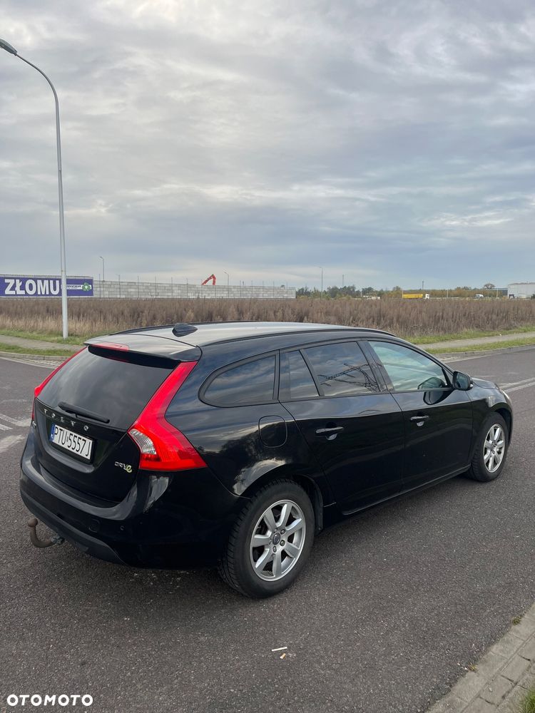 Volvo V60 DRIVe Momentum - 6