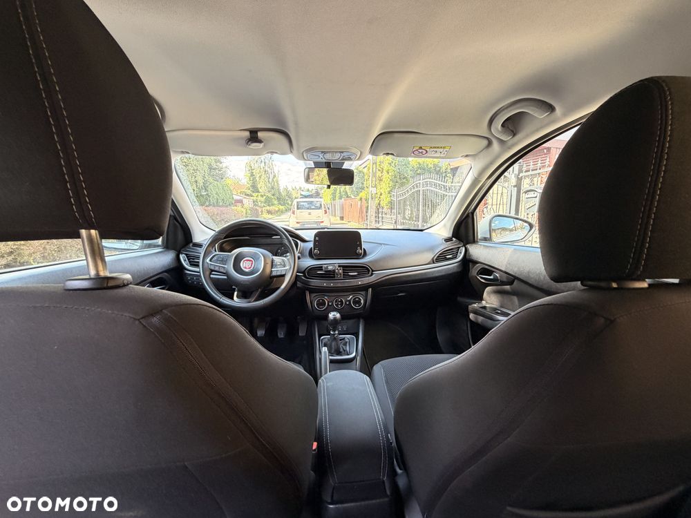 Fiat Tipo 1.4 T-Jet 16v Lounge - 12