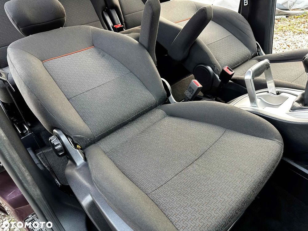 Ford Galaxy 2.0 Trend - 21