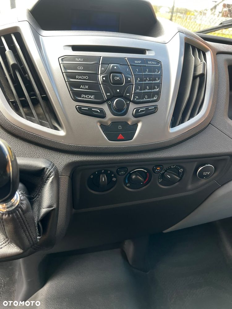 Ford Transit - 30