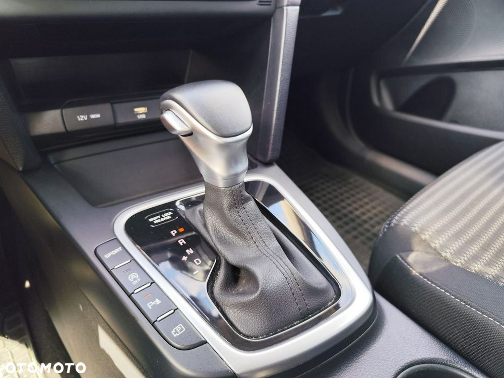 Kia Ceed - 37