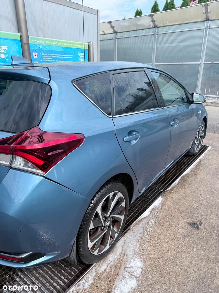 Toyota Auris 1.8 HSD Luna - 15