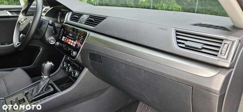 Skoda Superb 2.0 TSI Style DSG - 19