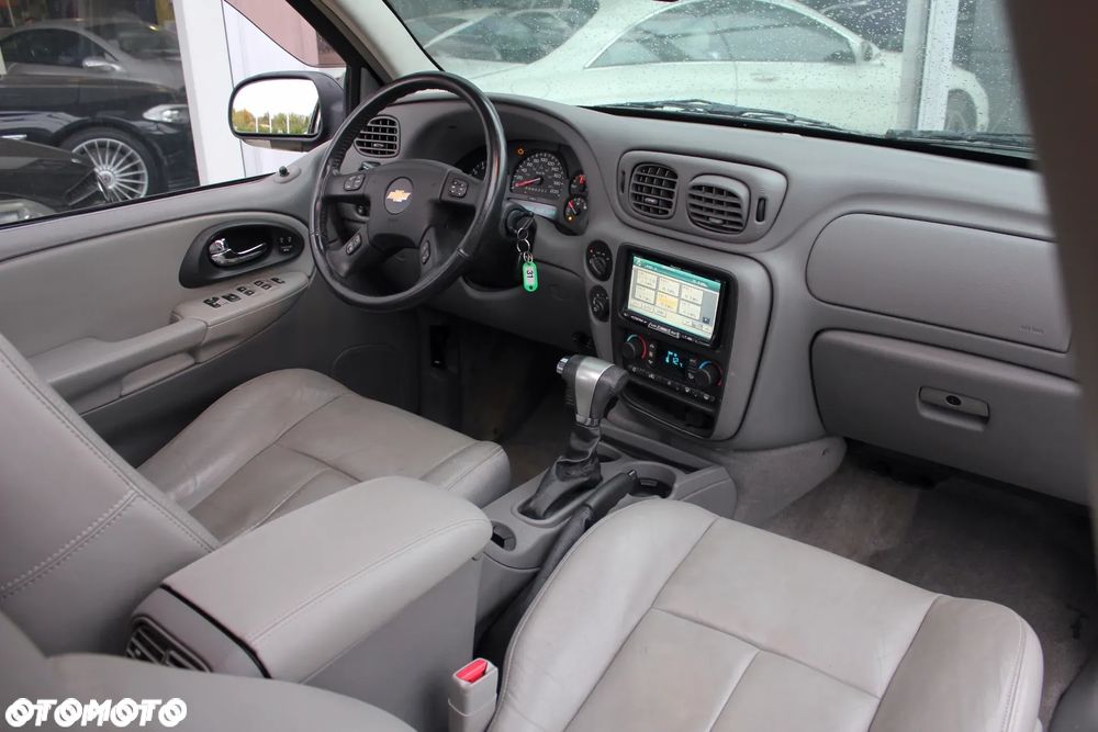 Chevrolet Trailblazer 4.2 LS 4WD - 2