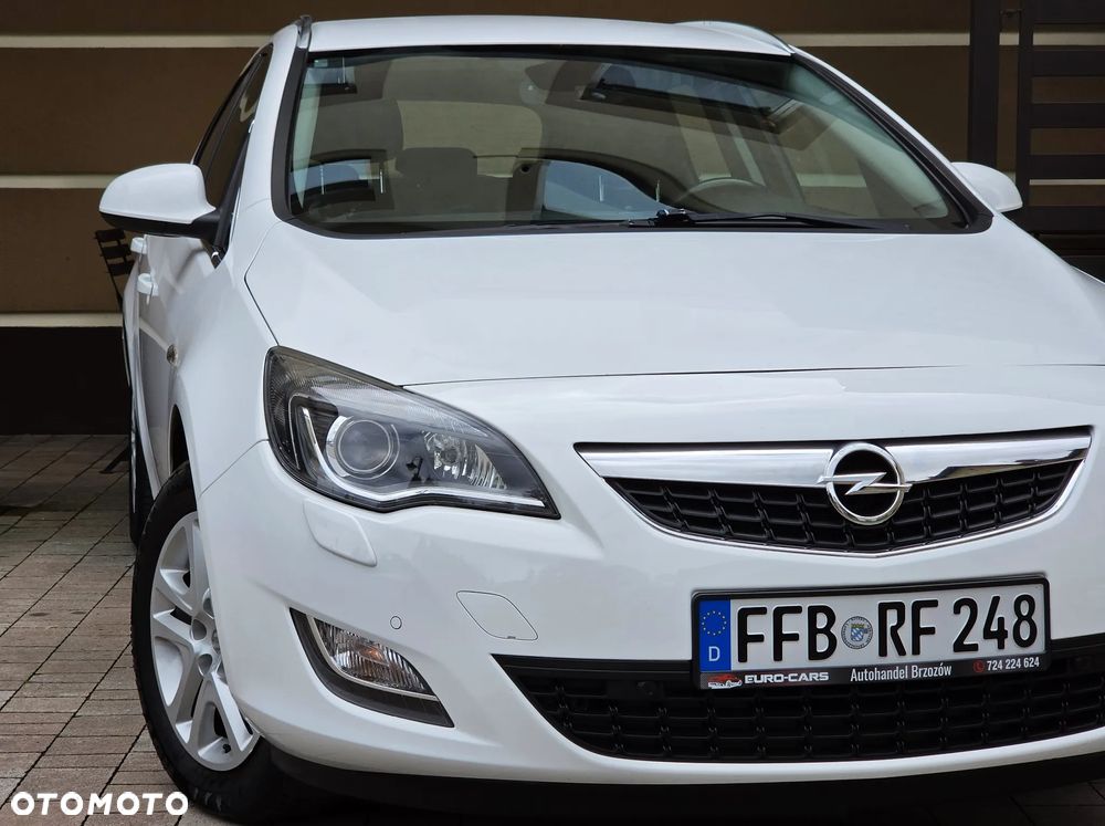 Opel Astra 1.4 Turbo Cosmo - 13