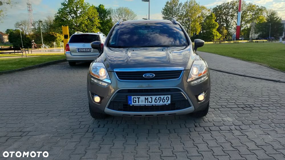 Ford Kuga 2.0 TDCi 2x4 Champions Edition - 2