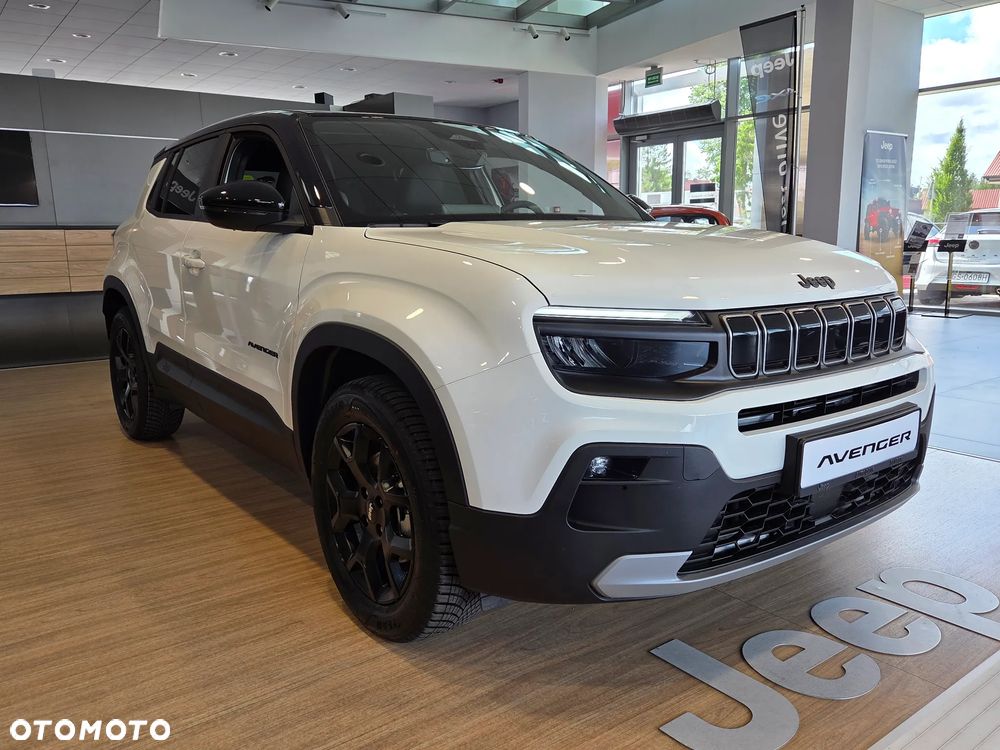 Jeep Avenger 1.2 T3 mHEV Black Edition FWD eDCT6 - 4