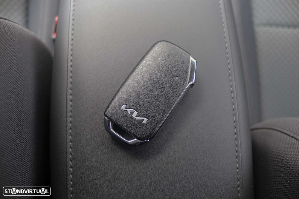 Kia Niro EV 64kWh Drive - 15