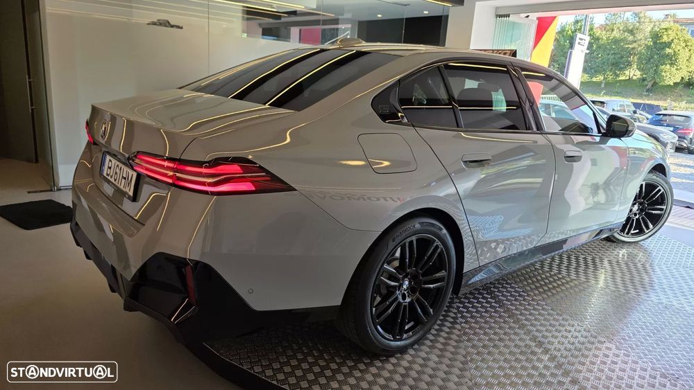 BMW 520 d Pack Desportivo M - 20
